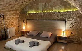 La + Belle Chambre Voutee Au Coeur De Montpellier