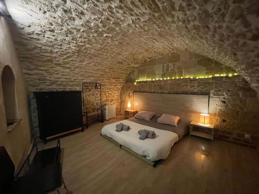 Appartement La + Belle Chambre Voutee Au Coeur De Montpellier Extérieur photo