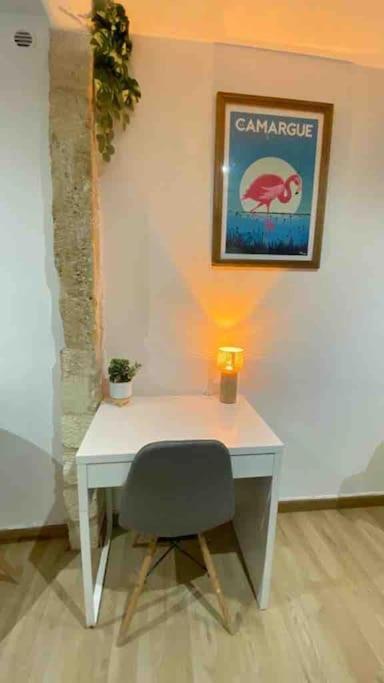 La + Belle Chambre Voutee Au Coeur De Montpellier Extérieur photo