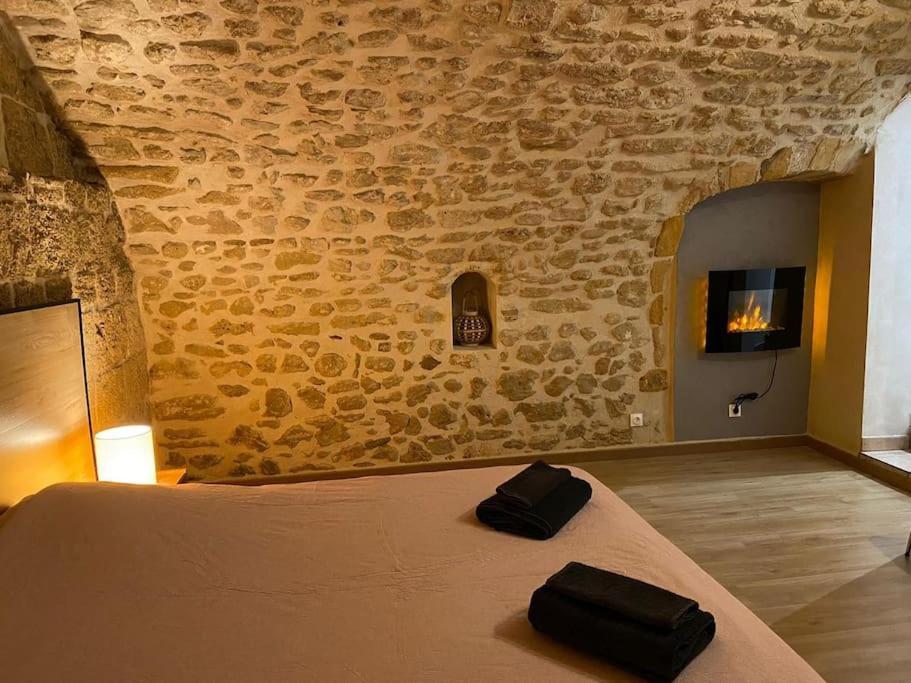 La + Belle Chambre Voutee Au Coeur De Montpellier Extérieur photo